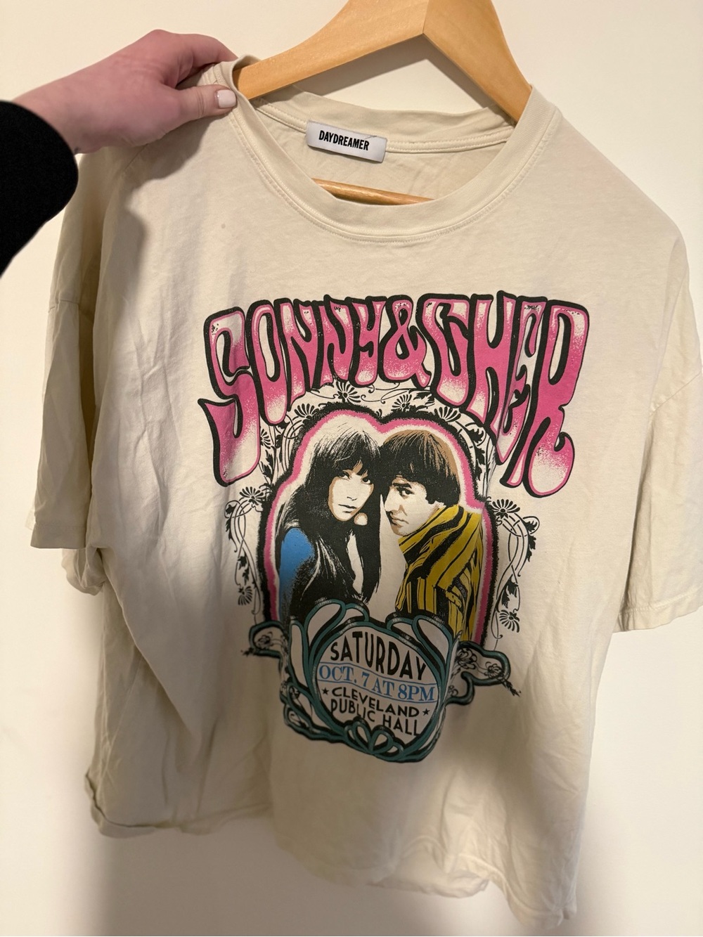 SONNY & CHER CLEVELAND PUBLIC HALL TEE SHIRT DAYDREAMER OVERSIZED Tee